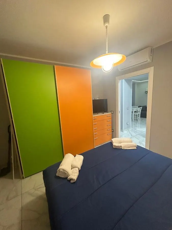 Appartamento Casa Vacanze Qs 10 Napoli Italia